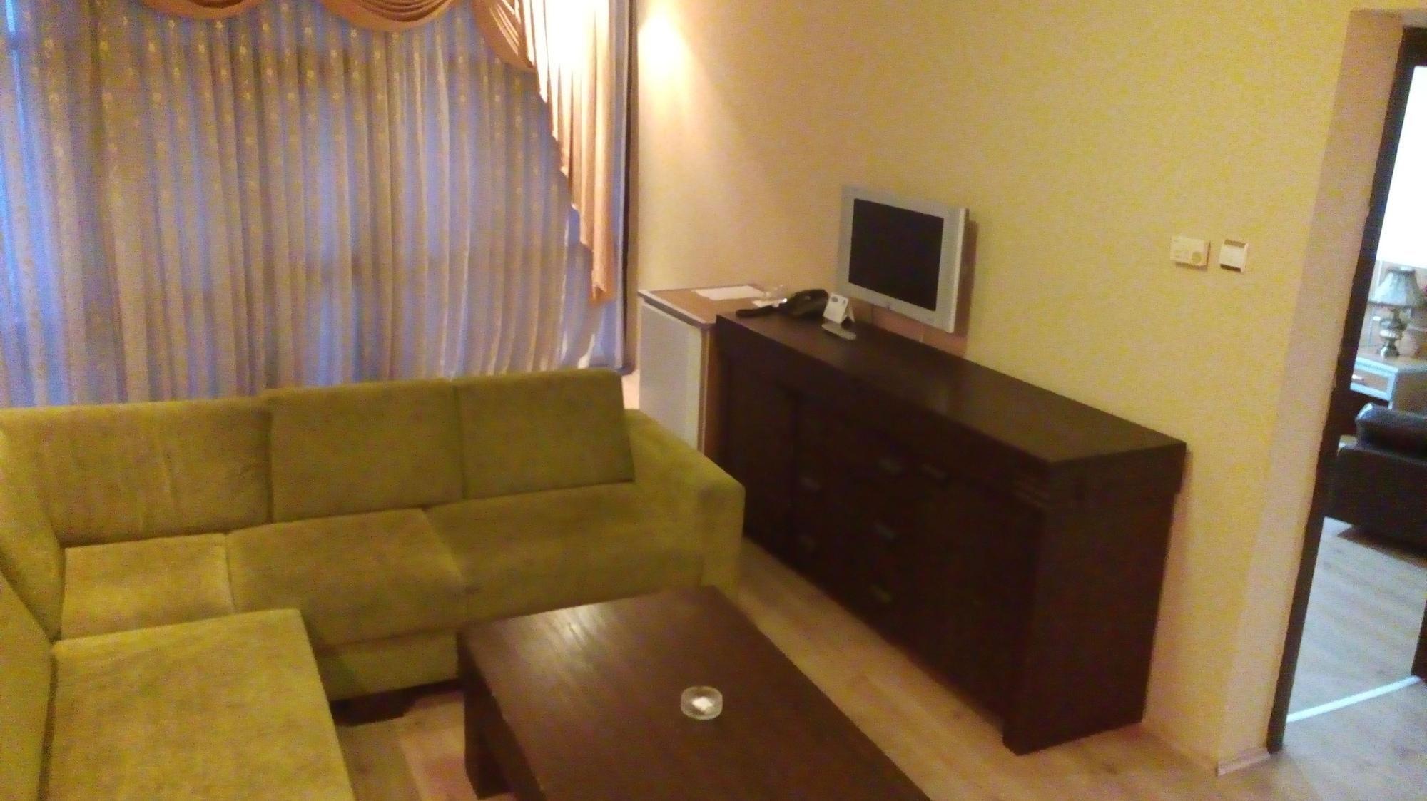Demirgrand Hotel Trabzon Extérieur photo
